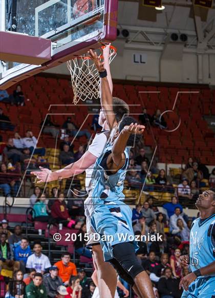 Thumbnail 1 in Rider vs. New Way Christian Academy (Fantasy of Lights) photogallery.