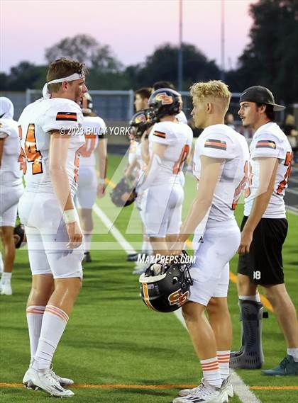 Thumbnail 2 in Grand Saline vs Cooper photogallery.