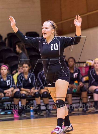 Thumbnail 2 in East Central vs.  Steele photogallery.