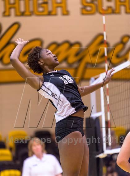 Thumbnail 2 in East Central vs.  Steele photogallery.
