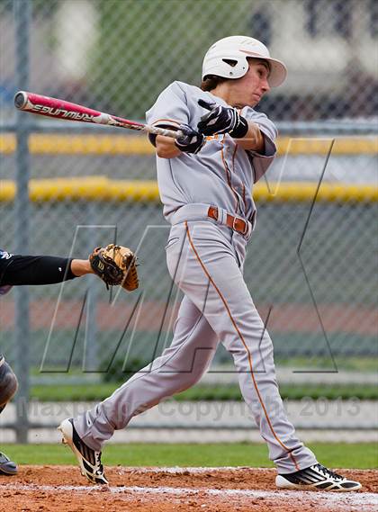 Thumbnail 3 in Dobie @ Pasadena Memorial photogallery.