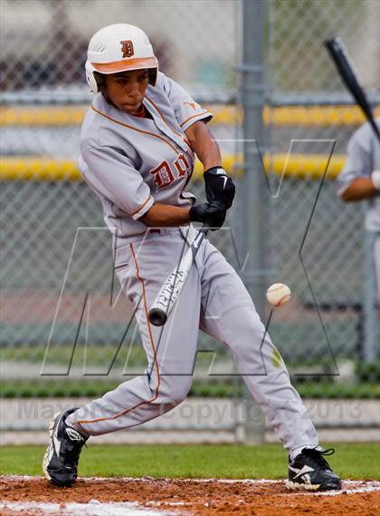 Thumbnail 3 in Dobie @ Pasadena Memorial photogallery.