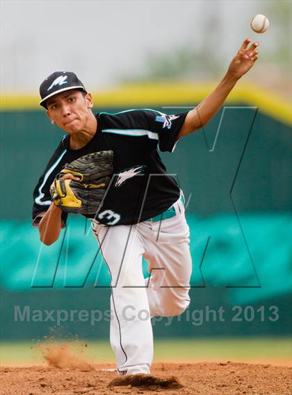 Thumbnail 1 in Dobie @ Pasadena Memorial photogallery.