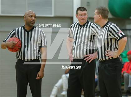 Thumbnail 3 in Edmond Memorial vs Midwest City photogallery.