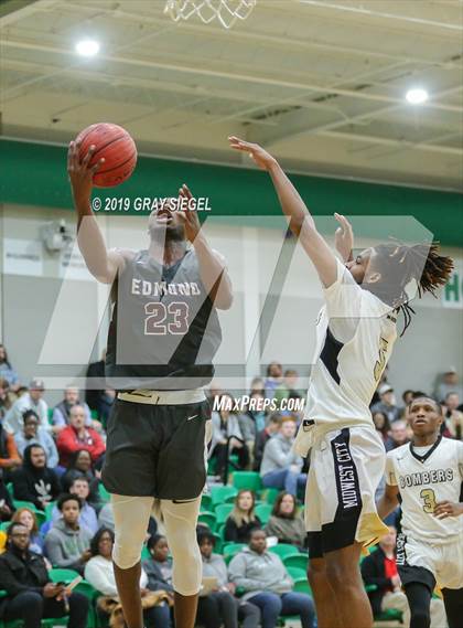 Thumbnail 1 in Edmond Memorial vs Midwest City photogallery.