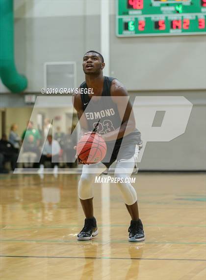 Thumbnail 3 in Edmond Memorial vs Midwest City photogallery.