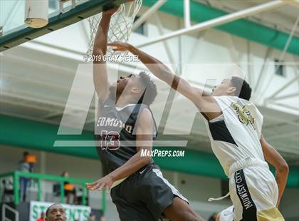 Thumbnail 3 in Edmond Memorial vs Midwest City photogallery.