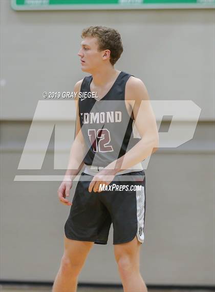 Thumbnail 2 in Edmond Memorial vs Midwest City photogallery.