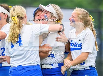 Thumbnail 1 in Ichabod Crane vs. Chenango Valley (NYSPHSAA Class B Final) photogallery.