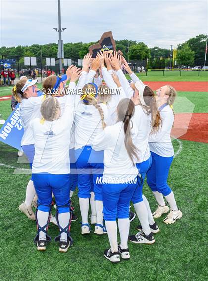 Thumbnail 2 in Ichabod Crane vs. Chenango Valley (NYSPHSAA Class B Final) photogallery.