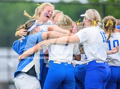 Thumbnail 3 in Ichabod Crane vs. Chenango Valley (NYSPHSAA Class B Final) photogallery.