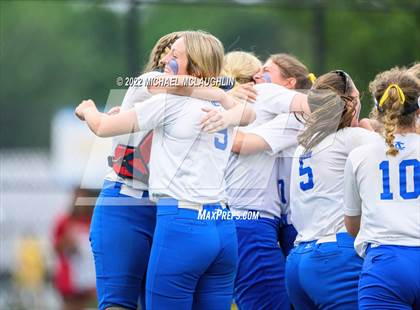 Thumbnail 2 in Ichabod Crane vs. Chenango Valley (NYSPHSAA Class B Final) photogallery.