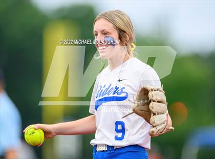 Thumbnail 1 in Ichabod Crane vs. Chenango Valley (NYSPHSAA Class B Final) photogallery.