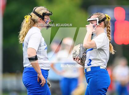 Thumbnail 3 in Ichabod Crane vs. Chenango Valley (NYSPHSAA Class B Final) photogallery.