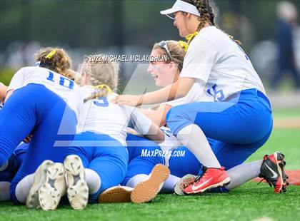 Thumbnail 1 in Ichabod Crane vs. Chenango Valley (NYSPHSAA Class B Final) photogallery.