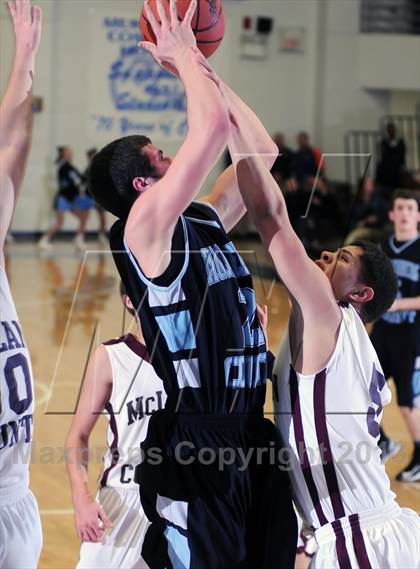 Thumbnail 1 in Muhlenberg County vs. McLean County photogallery.