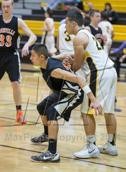 Thumbnail 3 in Del Oro vs Roseville photogallery.