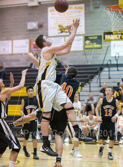 Thumbnail 1 in Del Oro vs Roseville photogallery.