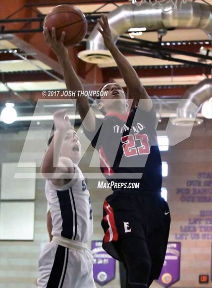 Thumbnail 3 in Etiwanda vs. Rim of the World photogallery.