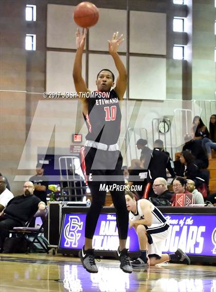 Thumbnail 3 in Etiwanda vs. Rim of the World photogallery.