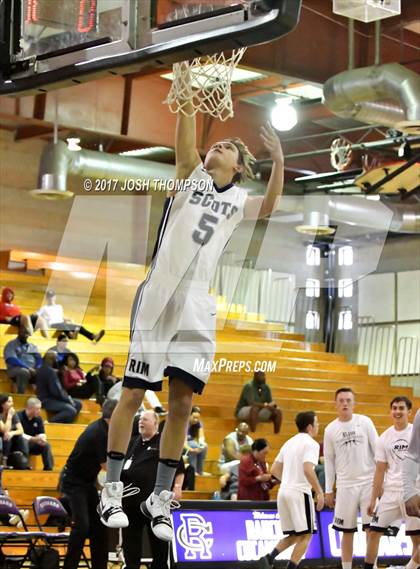Thumbnail 1 in Etiwanda vs. Rim of the World photogallery.