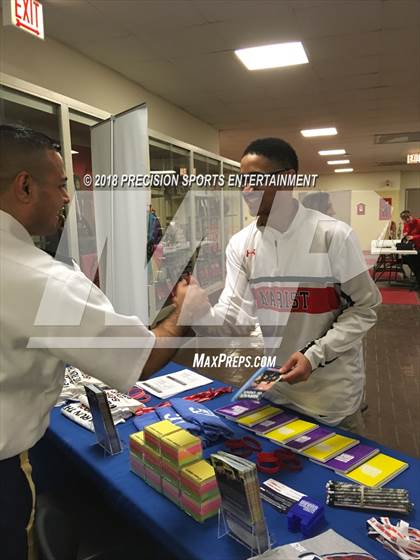Thumbnail 3 in Marist TOC Ceremony photogallery.