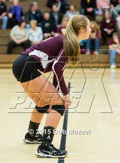 Thumbnail 3 in South Range vs. Crestview (OHSAA D3 Northeast Section 1 Final) photogallery.