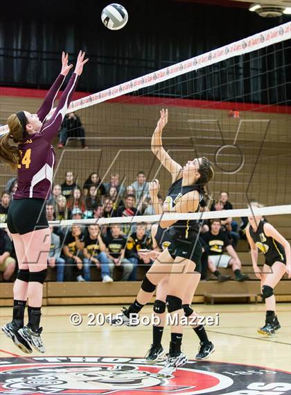 Thumbnail 3 in South Range vs. Crestview (OHSAA D3 Northeast Section 1 Final) photogallery.