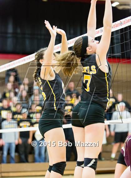Thumbnail 3 in South Range vs. Crestview (OHSAA D3 Northeast Section 1 Final) photogallery.