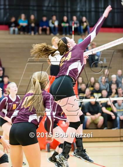 Thumbnail 3 in South Range vs. Crestview (OHSAA D3 Northeast Section 1 Final) photogallery.