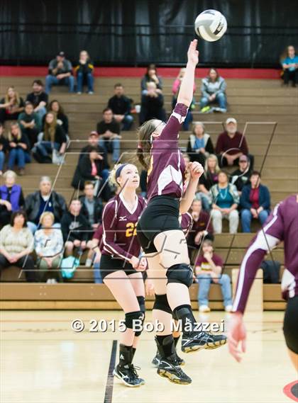 Thumbnail 3 in South Range vs. Crestview (OHSAA D3 Northeast Section 1 Final) photogallery.