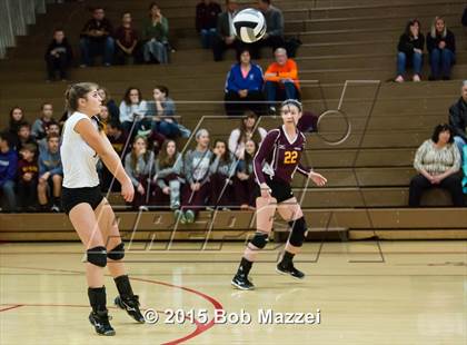 Thumbnail 1 in South Range vs. Crestview (OHSAA D3 Northeast Section 1 Final) photogallery.