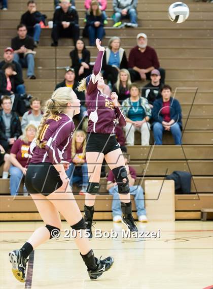 Thumbnail 3 in South Range vs. Crestview (OHSAA D3 Northeast Section 1 Final) photogallery.
