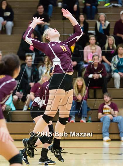 Thumbnail 3 in South Range vs. Crestview (OHSAA D3 Northeast Section 1 Final) photogallery.