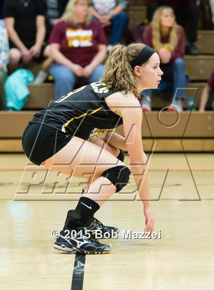 Thumbnail 2 in South Range vs. Crestview (OHSAA D3 Northeast Section 1 Final) photogallery.