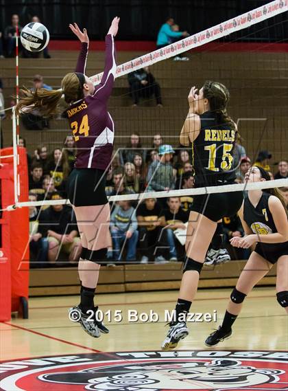 Thumbnail 3 in South Range vs. Crestview (OHSAA D3 Northeast Section 1 Final) photogallery.