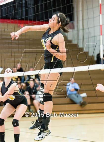 Thumbnail 1 in South Range vs. Crestview (OHSAA D3 Northeast Section 1 Final) photogallery.