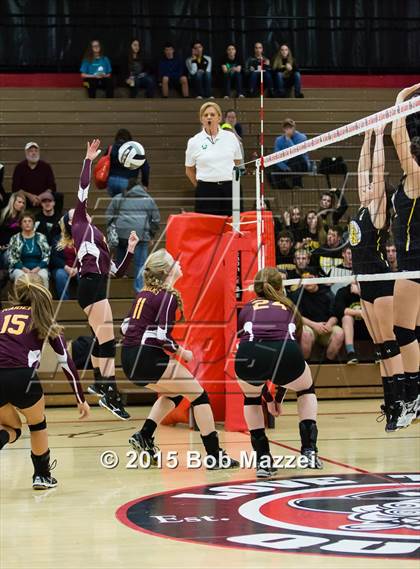 Thumbnail 3 in South Range vs. Crestview (OHSAA D3 Northeast Section 1 Final) photogallery.