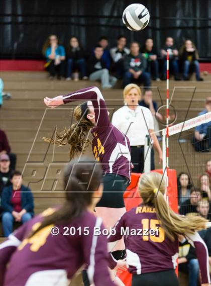 Thumbnail 1 in South Range vs. Crestview (OHSAA D3 Northeast Section 1 Final) photogallery.