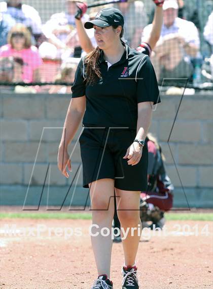 Thumbnail 1 in Ennis vs Lovejoy (UIL 4A Area Playoff) photogallery.