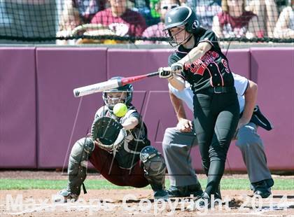 Thumbnail 3 in Ennis vs Lovejoy (UIL 4A Area Playoff) photogallery.