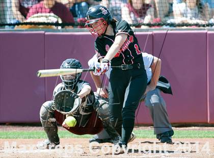 Thumbnail 2 in Ennis vs Lovejoy (UIL 4A Area Playoff) photogallery.