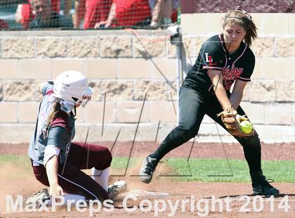 Thumbnail 3 in Ennis vs Lovejoy (UIL 4A Area Playoff) photogallery.