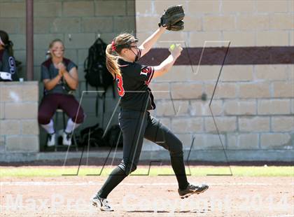 Thumbnail 3 in Ennis vs Lovejoy (UIL 4A Area Playoff) photogallery.