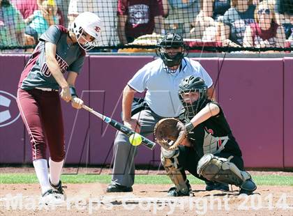 Thumbnail 2 in Ennis vs Lovejoy (UIL 4A Area Playoff) photogallery.