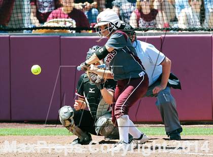 Thumbnail 3 in Ennis vs Lovejoy (UIL 4A Area Playoff) photogallery.