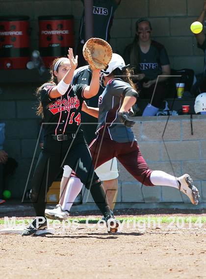 Thumbnail 3 in Ennis vs Lovejoy (UIL 4A Area Playoff) photogallery.