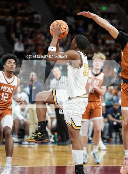 Thumbnail 3 in Mead vs Northfield (CHSAA 5A Great 8) photogallery.
