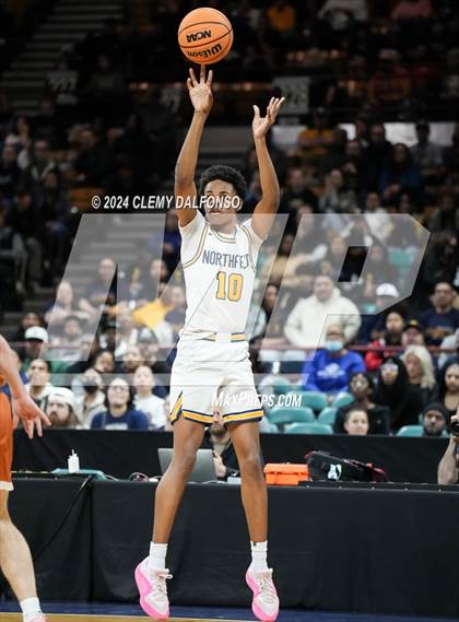 Thumbnail 2 in Mead vs Northfield (CHSAA 5A Great 8) photogallery.