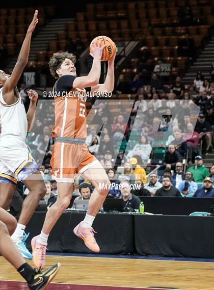 Thumbnail 2 in Mead vs Northfield (CHSAA 5A Great 8) photogallery.
